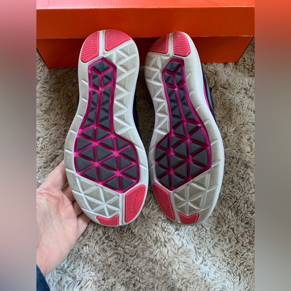 Nike Free Run - Picture 3 of 9